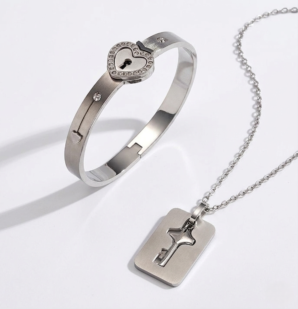 SET DE PULSERA Y LLAVE